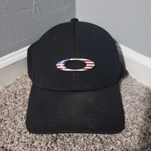 Oakley Accessories - Oakley Hat S/M Oakley Accessories - Oakley Hat S/M